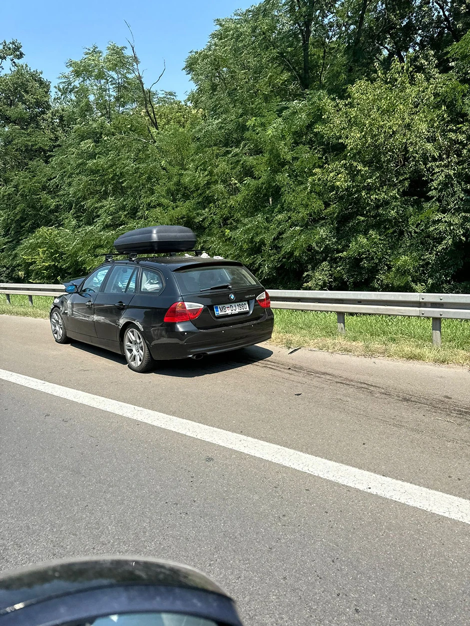 Nesreća na autoputu u Beogradu