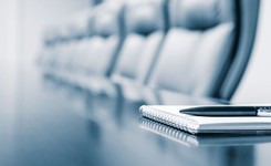 Szałownie do odstrzału. Polskie biura to popłuczyny po Google'u