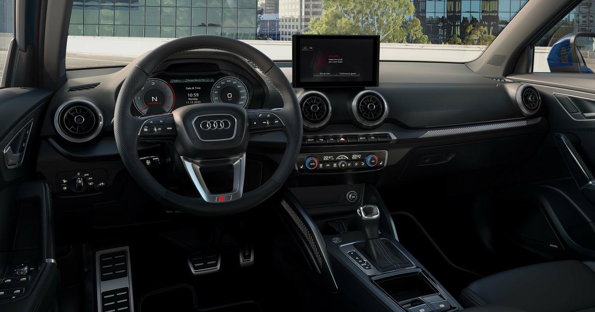  Audi Q2 zyska na cyfrowej funkcjonalności. Na zmiany trzeba jednak jeszcze trochę poczekać