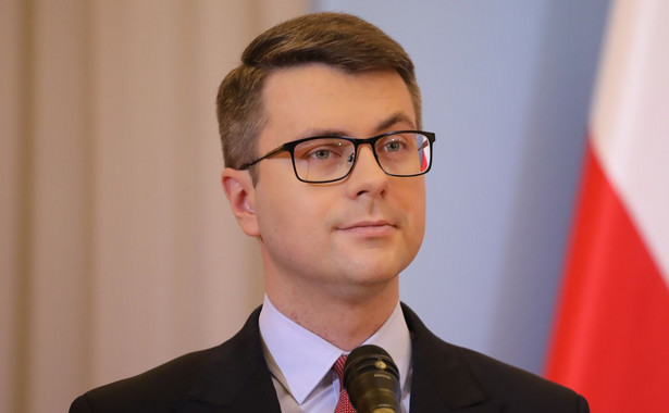 Rzecznik prasowy rządu Piotr Muller