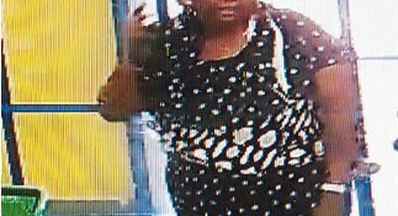 Mama Oyin was caught on CCTV camera at the Abule Egba supermarket