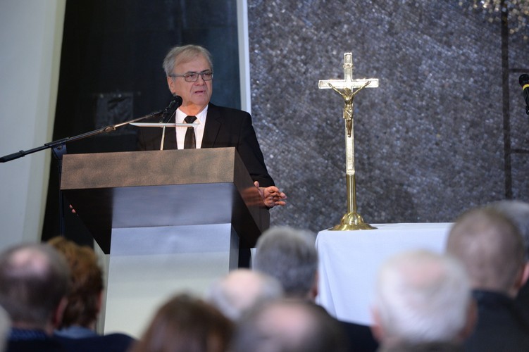 Pogrzeb Tadeusza Konwickiego na Powązkach Wojskowych