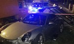 Porsche staranowało przystanek w Gdańsku. Kierowca w rękach policji