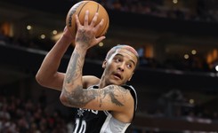 Liga NBA. Wygrana Spurs, pierwszy double-double Sochana w karierze