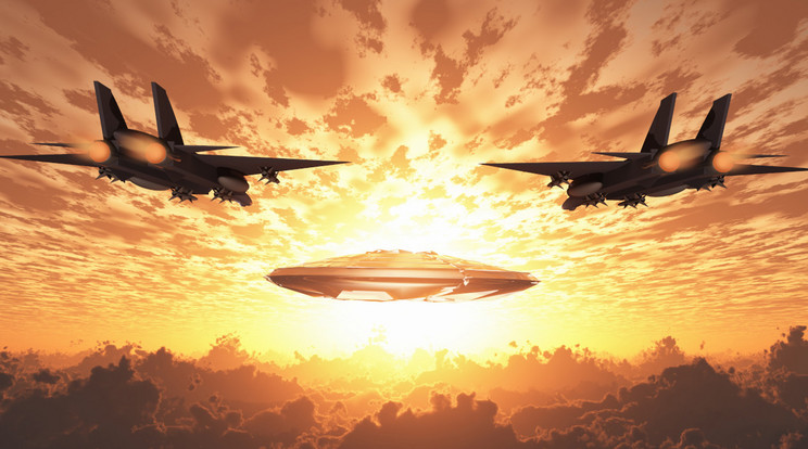 Az UFO-ról szóló amerikai képviselőházi meghallgatáson elhangzott, hogy az amerikai kormánynak több évtizedes múltja van az UFO-kkal, a Pentagon programot működtetett, hogy begyűjtse a balesetet szenvedett UAP-k (azonosítatlan rendellenes jelenségek) maradványait, megpróbálta visszafejteni az idegen technológiát, és még idegen testek is vannak a birtokában. / Fotó: NorthFoto (képünk illusztráció)