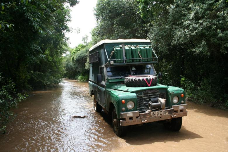 Land Rover, którym Many podróżował w Etiopii
