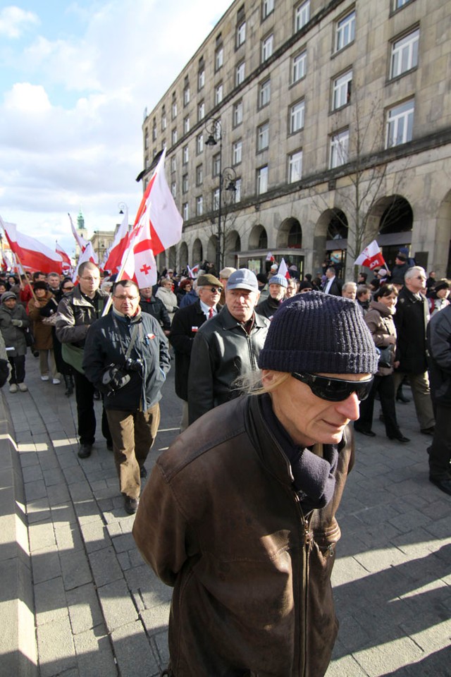 Tlum przed palacem prezydenckim, fot. Paweł Lewandowski