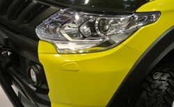 Najnowsza terenówka i Maciej Stuhr brylowali w Poznaniu. To japoński MONSTER! Mamy ZDJĘCIA