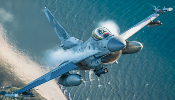 Katastrofa F-16 podczas AirShow 2025 w Radomiu. Pilot nie przeżył wypadku samolotu podczas