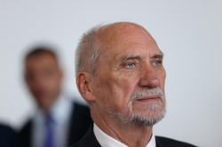 Macierewicz: Polska była traktowana jako ochrona granicy niemieckiej