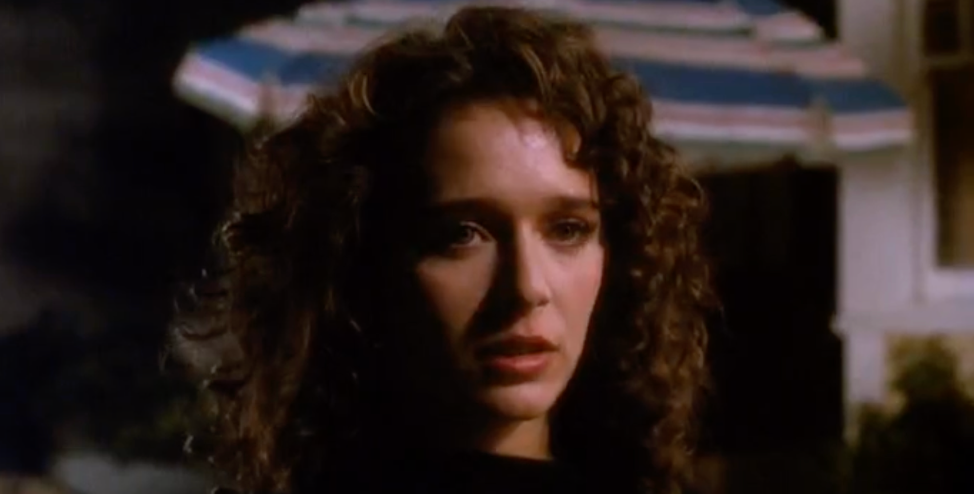 Taliansko-grécka herečka Valeria Golino vo filme Horúce strely.