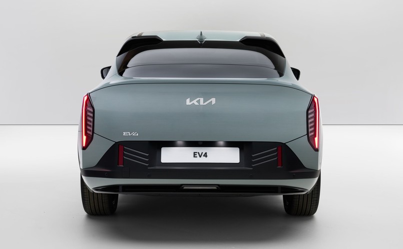 Nowa Kia EV4