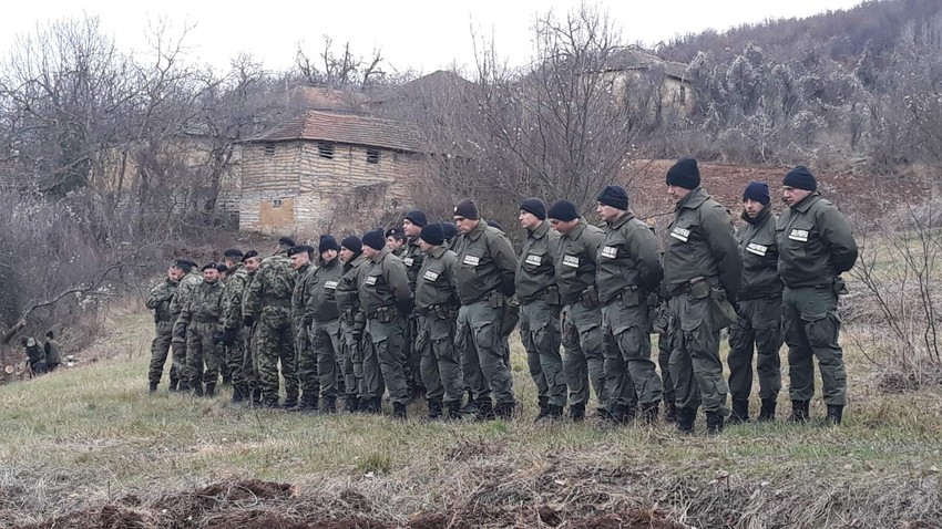 Vojska češlja svaki milimetar sela u okolini Knjaževca