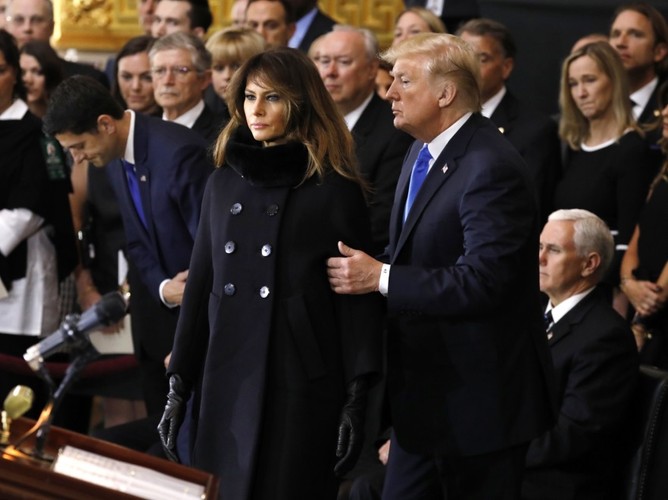 Melania i Donald Trumpowie