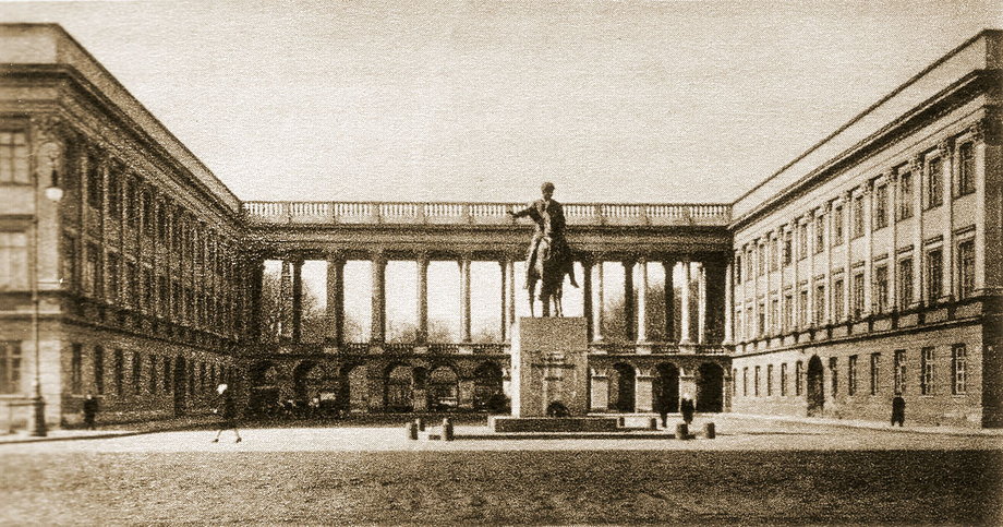 Pałac Saski w Warszawie, 1930 r.