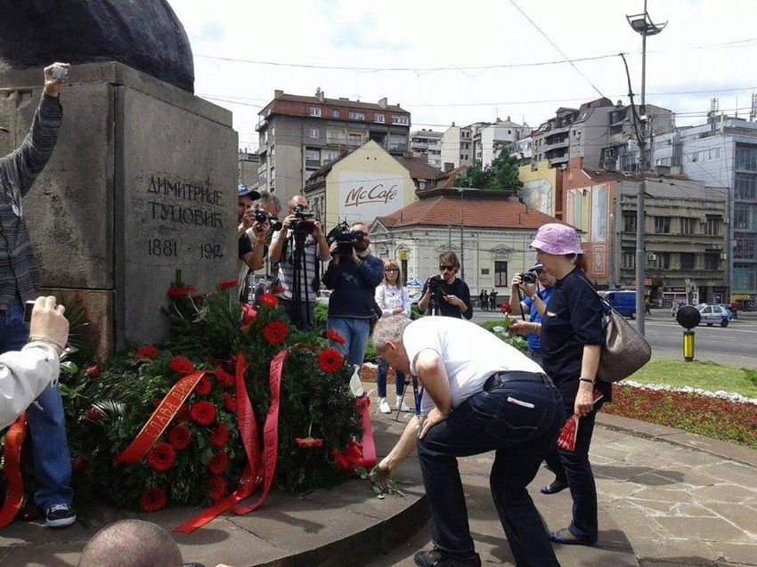 Polaganje venaca na spomenik Dimitrija Tucovica na Slaviji