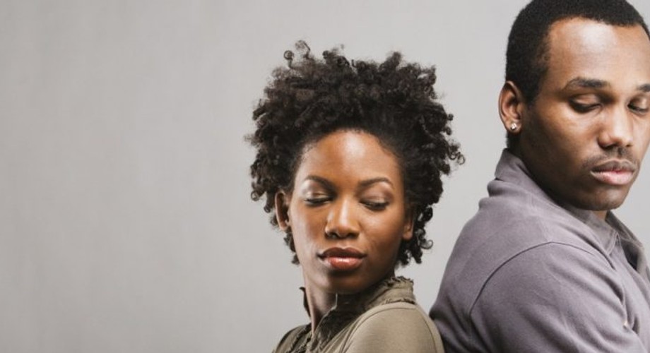 These are 5 top signs of fake love in a relationship [Credit: LovePanky]