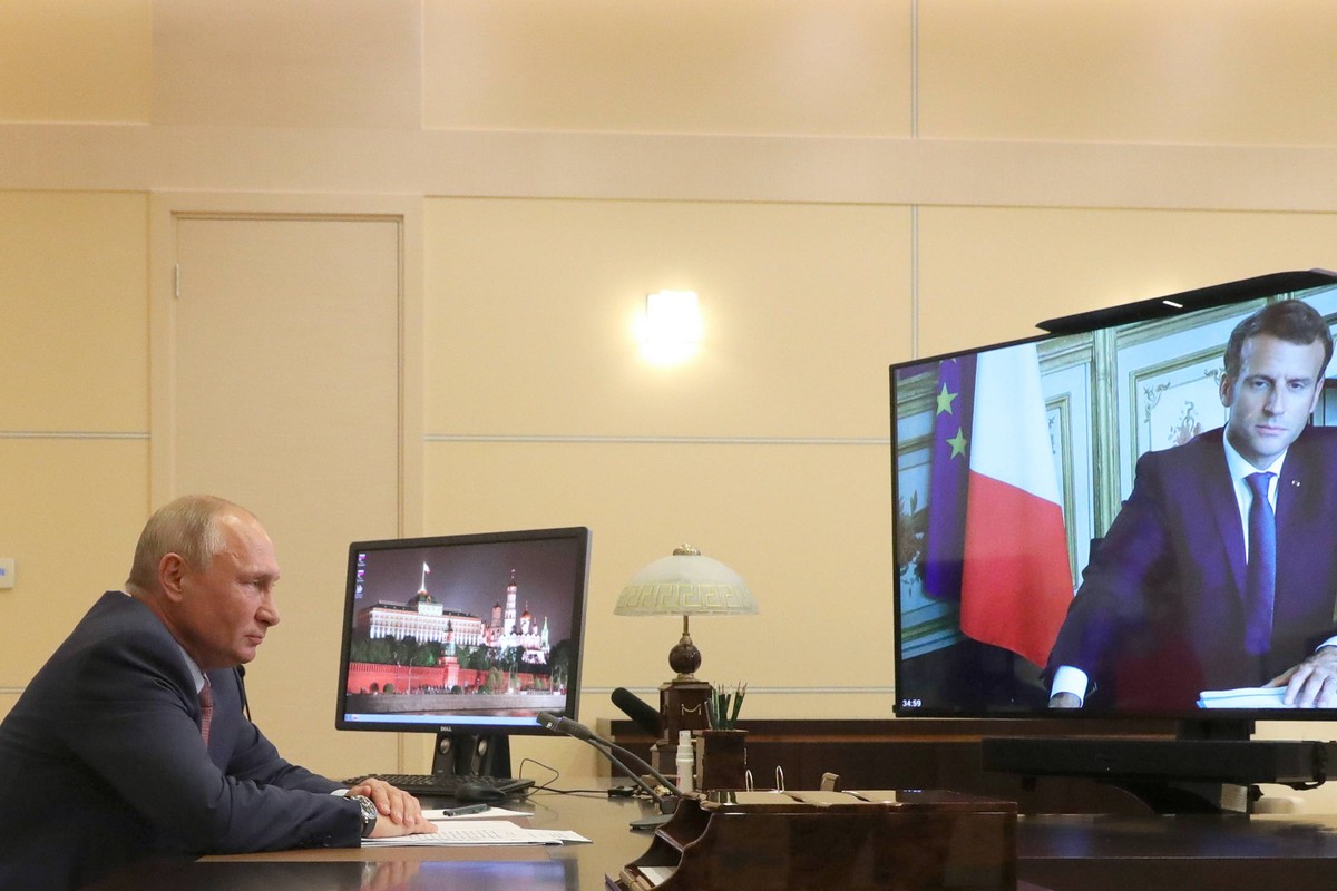 Władimir Putin i Emmanuel Macron