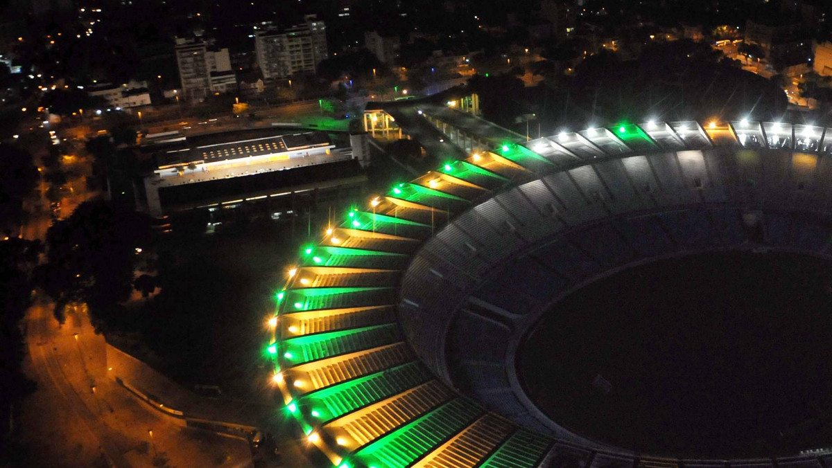 Brazylia, gospodarz następnych mistrzostw świata, ma spore powody do niepokoju. Przedstawiciele FIFA wizytujący wiosną dwanaście miast, w których za cztery lata rozgrywane będą mecze mundialu, alarmowali, że prace budowlane i modernizacyjne postępują zbyt wolno.