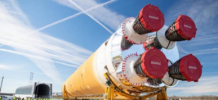 Najważniejsze fakty o Space Launch System (SLS), rakiecie, która leci na Księżyc