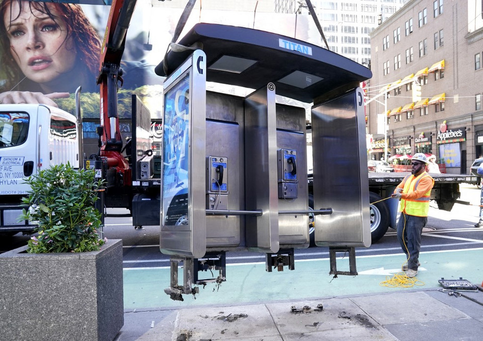 W Nowym Jorku znikają ostatnie kultowe budki telefoniczne