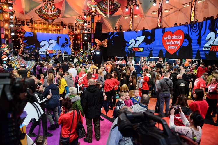 Studio Finałowe WOŚP.przed Pałacem Kultury i Nauki w Warszawie