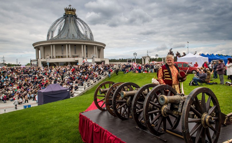Konsekracja kościoła pw. Najświętszej Maryi Panny Gwiazdy Nowej Ewangelizacji i św. Jana Pawła II