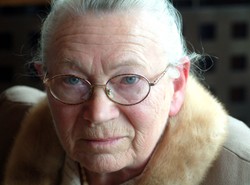 Ciało Anny Walentynowicz zbezczeszczone. Prokuratura ujawnia