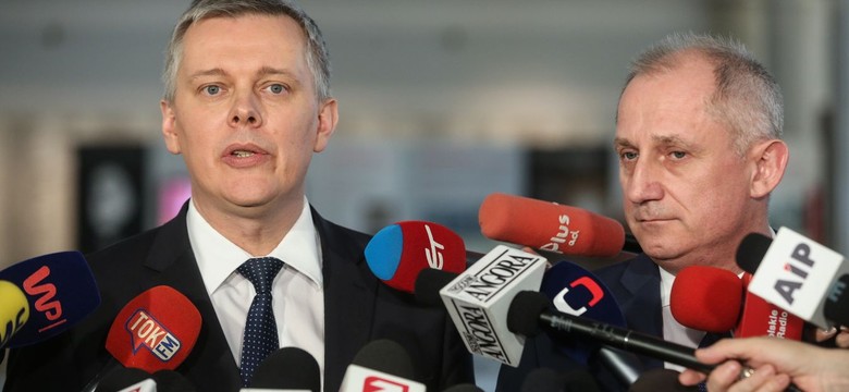 PO zaprezentowała wniosek o wotum nieufności dla rządu i swojego kandydata na premiera