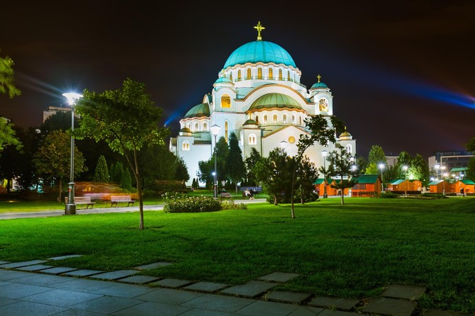 Brojni vernici u Srbiji slave Bogojavljenje