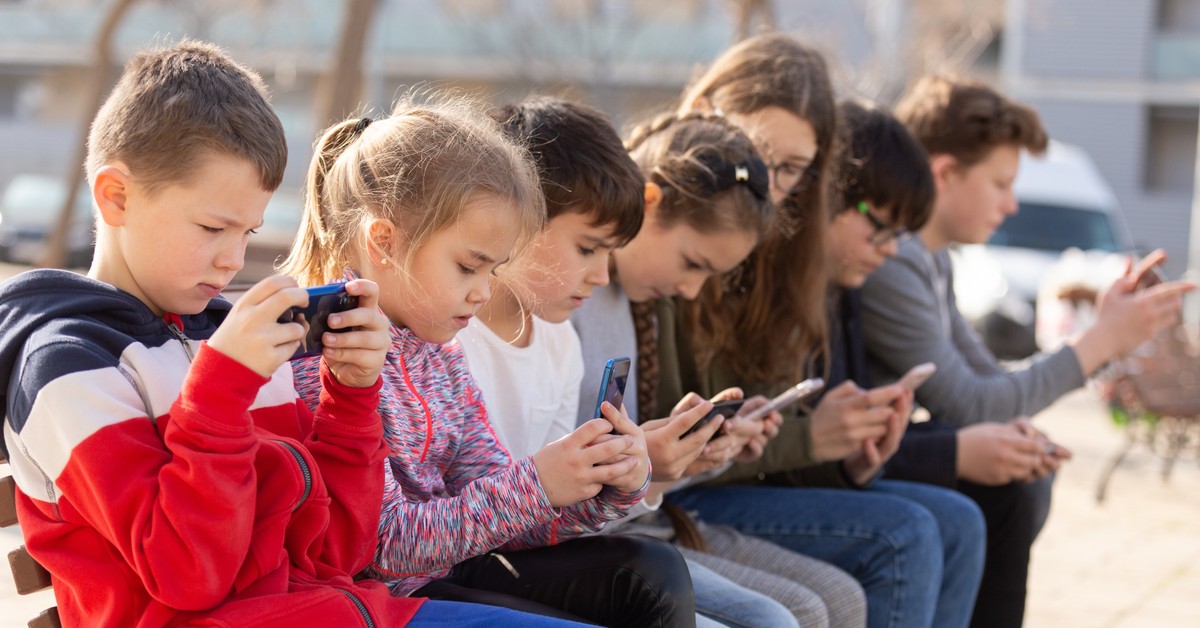 Od września tego roku wchodzą przepisy zakazujące nastolatkom poniżej 15. roku życia korzystania z mediów społecznościowych