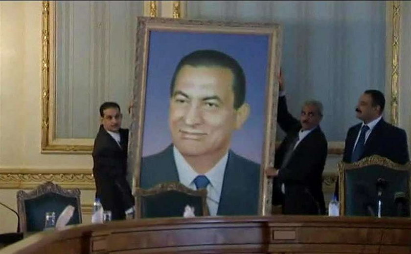 Co się stało z Mubarakiem. Jest w śpiączce? 