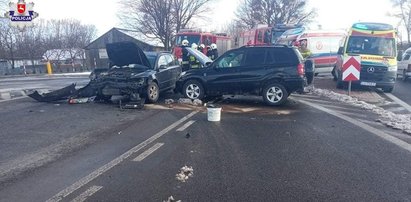 Tego wypadku można było uniknąć. Dwoje dzieci w szpitalu, bo 33-latce się spieszyło