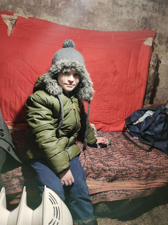 Dziecko w ukraińskim schronie
