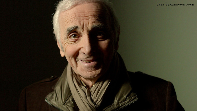 Album zatytułowany "Encores" jest 51-szym w przebogatej twórczości artysty. Charles Aznavour z uśmiechem zapewnia, że to jedna z najlepszych jego płyt, pod względem słów piosenek, rytmu, nastroju. Artysta przyznaje, że kocha wszystko to co mu życie przynosi, a zatem – podróże, spotkania, lektury, czy jedzenie. Aznavour jest zdania, iż, nostalgia – to pamięć, zaś melancholia nie jest pamięcią i dlatego śpiewa o nostalgii, która jest dominującym na płycie nastrój towarzyszącym wspomnieniom o ludziach, którzy już odeszli albo o niekiedy bardzo intymnych przeżyciach osobistych