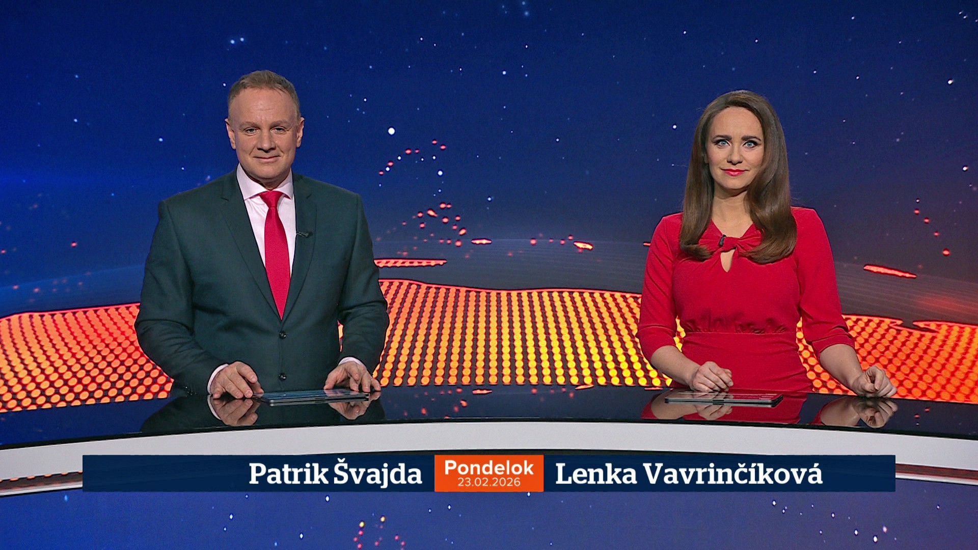 Televízne noviny: Patrik Švajda a Lenka Vavrinčíková.