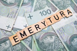 wyższe emerytury bez wniosku już od stycznia 2026. zus przeliczy świadczenia!