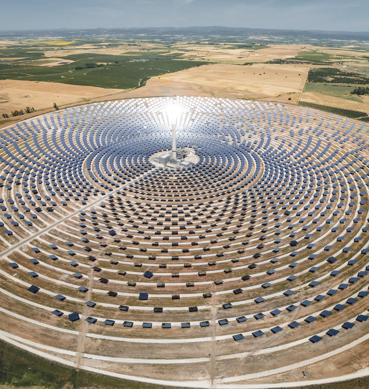 Elektrownia słoneczna Gemasolar w hiszpańskim Fuentes de Andalucia