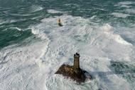 Pointe du Raz – skalisty przylądek we francuskiej Bretanii nad Oceanem Atlantyckim