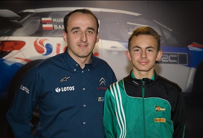 Robert Kubica spotkał się z młodymi piłkarzami