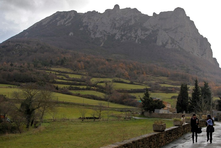 Pic de Bugarach we Francji - góra, na której przetrwasz koniec świata?