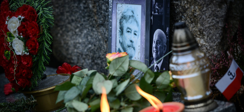 Przy grobie Ryszarda Kuklińskiego uczczono 12. rocznicę jego śmierci