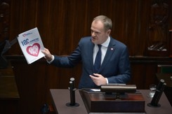 Donald Tusk potwierdza: Będzie druga waloryzacja emerytur w 2024 roku. Jest jednak warunek