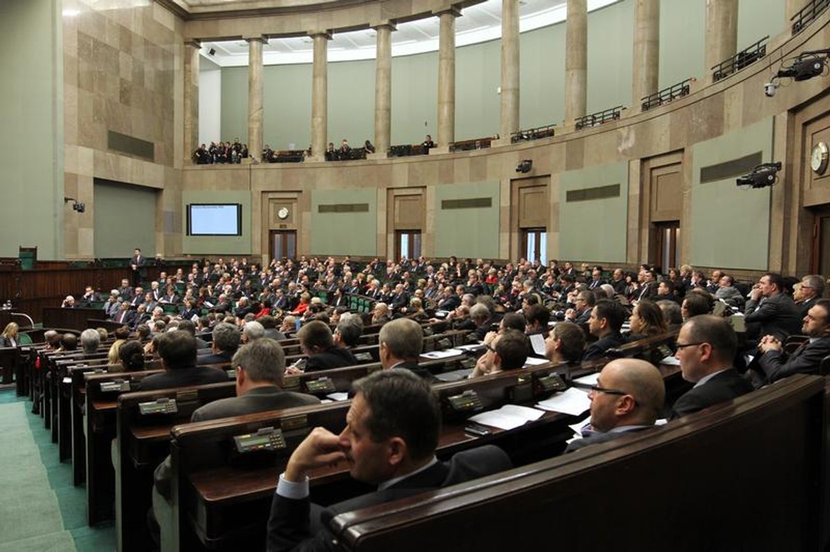 Zakończenie procesu legislacyjnego definiuje prawo