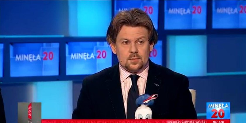 Poseł .Nowoczesnej z... pluszowym kaczorem w TVP!