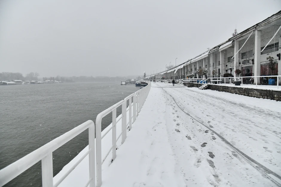 Matejev telefon poslednji put je lociran nekoliko stotina metara dalje kod Ratnog ostrva