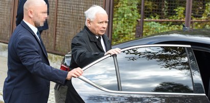 Jarosław Kaczyński rusza w Polskę. Fakt sprawdził, ile zapłaci za paliwo. Wychodzi spora suma