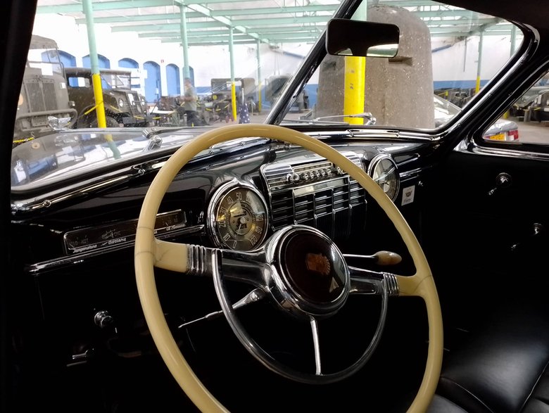 Cadillac z 1941 roku, III generacja, poj. 5,7 litra