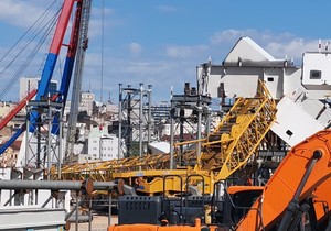 Pao kran na gradilištu kod Brankovog mosta