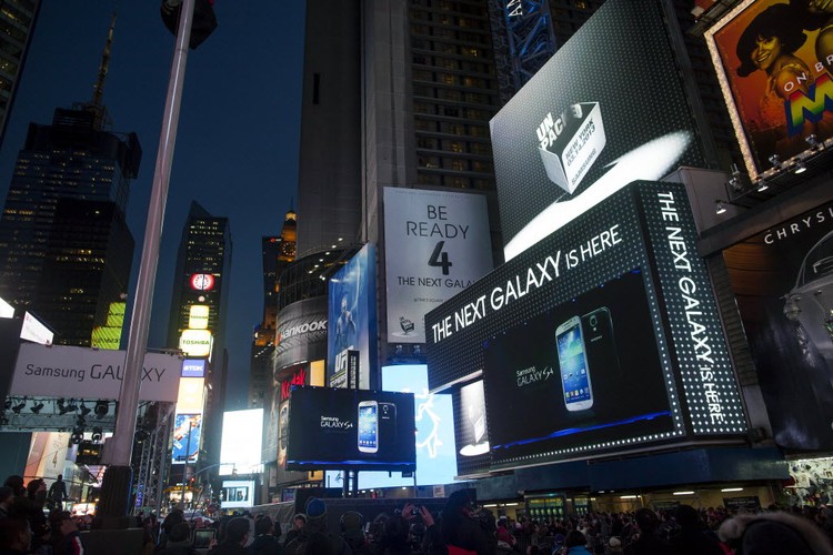 Prezentacja smartfona Samsung Galaxy S4 na Times Square w Nowym Jorku, 14.03.2013
